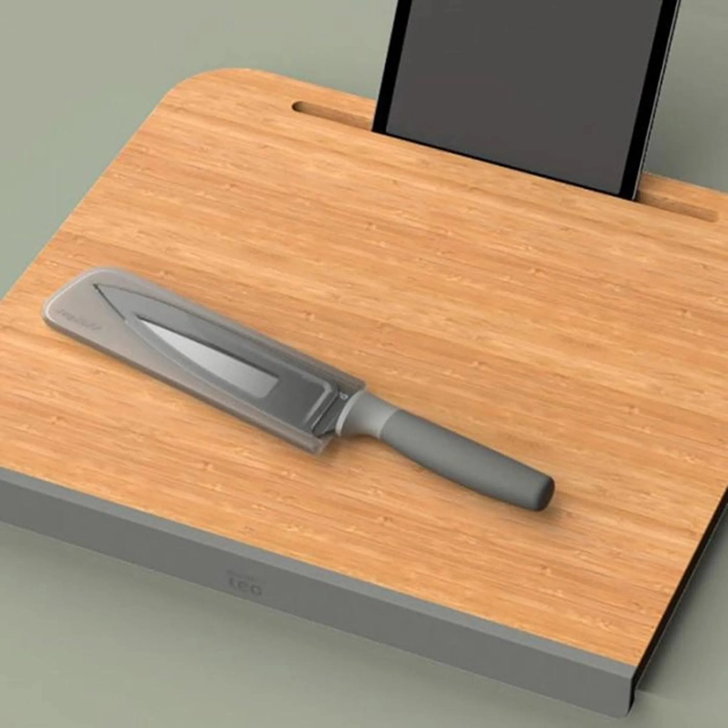 BergHOFF Balance Bamboo Cutting Board with Tablet Stand 17.5", Recycled Material